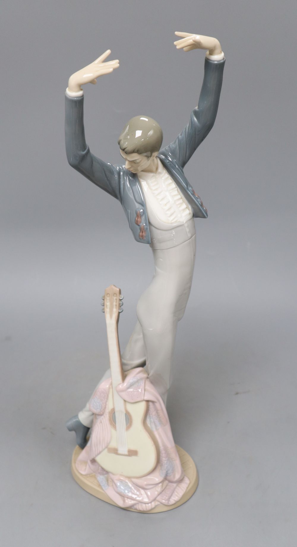 A Lladro figure Spanish Dance, model 6444